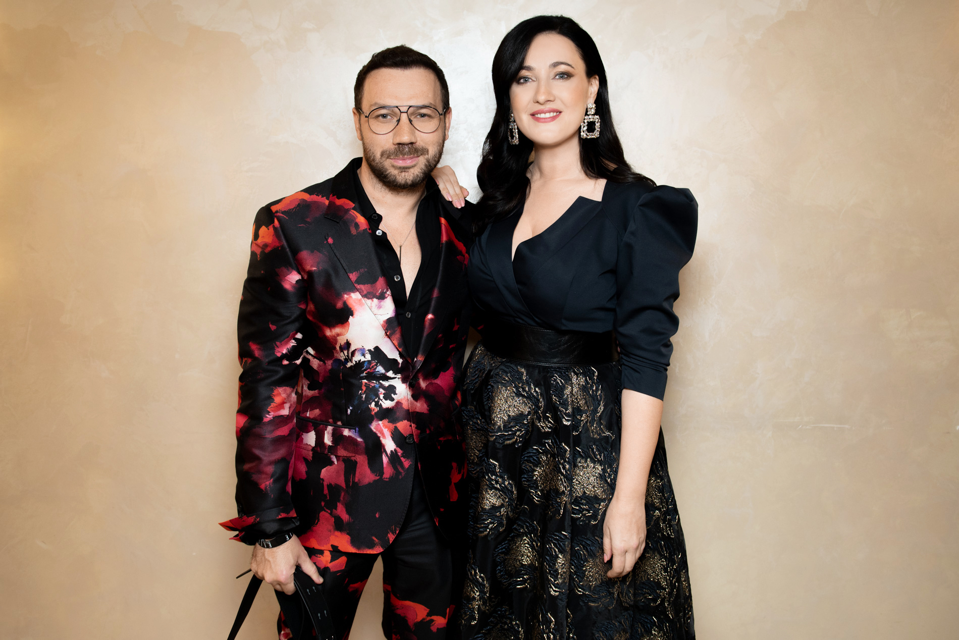 Стильна Соломія Вітвіцька зачарувала фігурою на червоній доріжці міжнародної премії (фото)